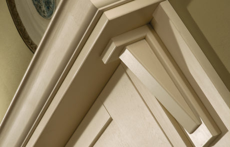 modern-contemporary-classic-madison-painted-ivory-kitchen-over-mantle-bracket