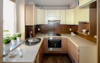 Ways to Make a Small Kitchen Design Sizzle